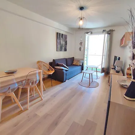 Chez Dominique, T2, Centre Ville, Vue Montagne, Wifi, 4 Personnes Appartement Bagnères-de-Luchon