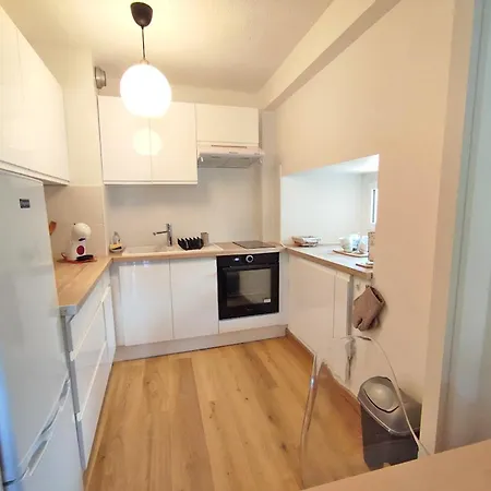 Appartement Chez Dominique, T2, Centre Ville, Vue Montagne, Wifi, 4 Personnes Bagnères-de-Luchon